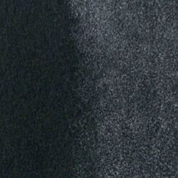 Neutral Black är ett sammansatt svart pigment, framtaget för att ge en balanserad och färgneutral svärta utan tydlig varm eller kall underton.